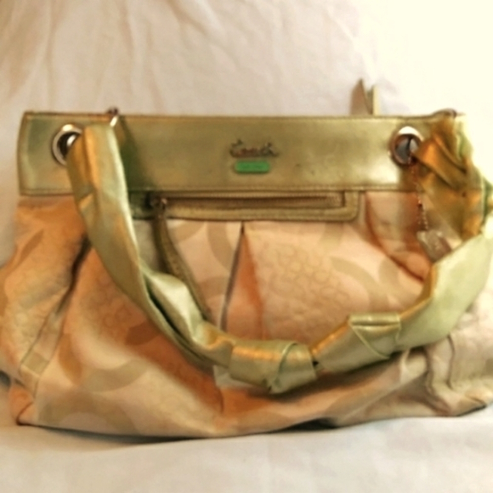 Coach purse - Picture 3 of 12